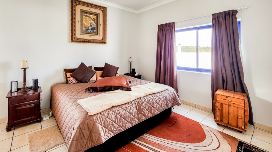 4 Bedroom Property for Sale in Blue Lagoon Western Cape